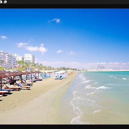 Panikos Beach Apartment I Lárnaka Eksteriør bilde