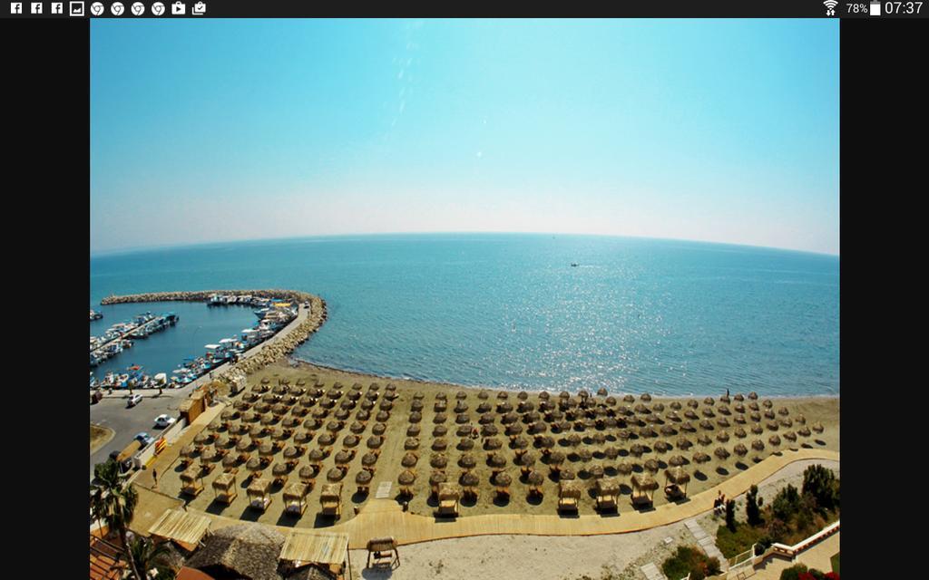 Panikos Beach Apartment I Lárnaka Eksteriør bilde