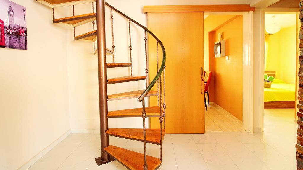 Panikos Beach Apartment I Lárnaka Eksteriør bilde